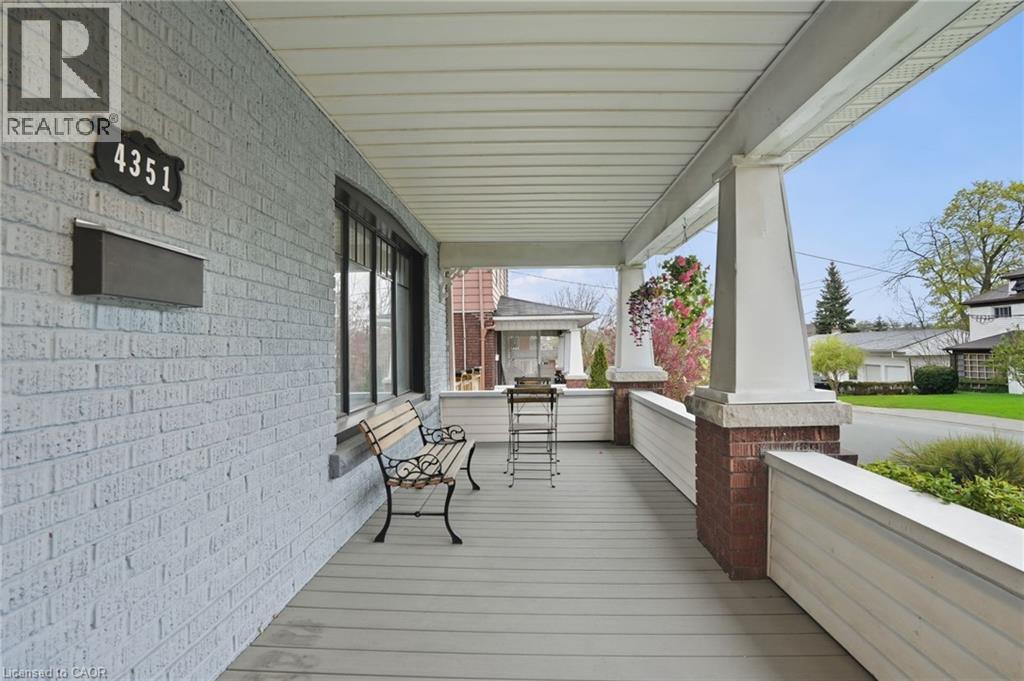 4351 SENECA Street, Niagara Falls, Ontario, L2E1G5 — Photo 4