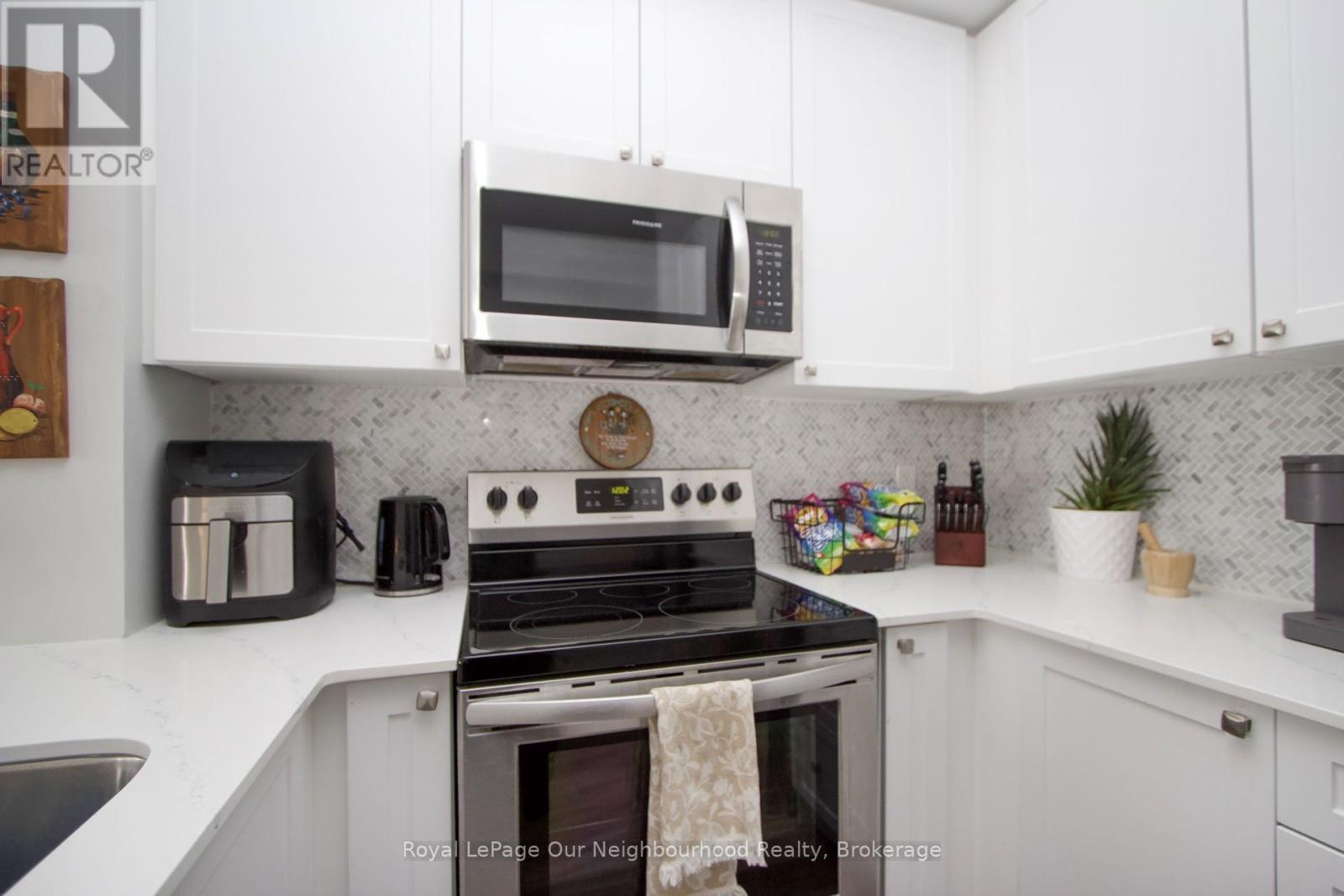 #210 65 SHIPWAY AVENUE - 9