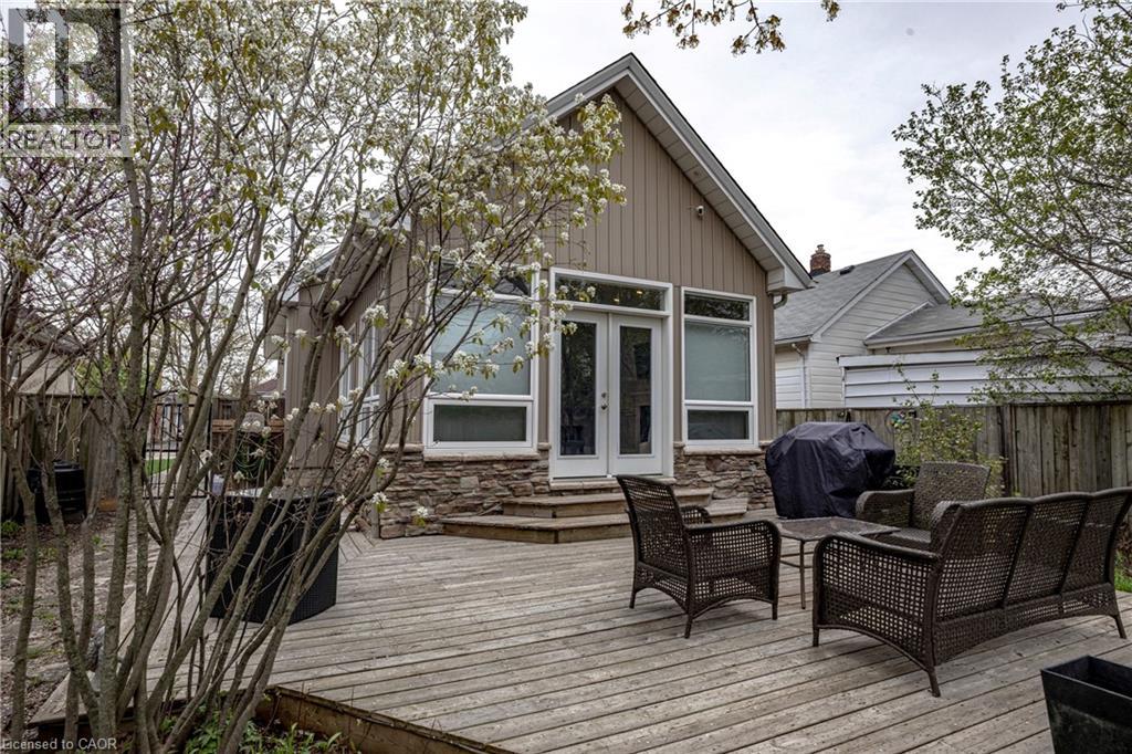 105 HIGHLAND Avenue, St. Catharines, Ontario, L2R4H9 — Photo 49