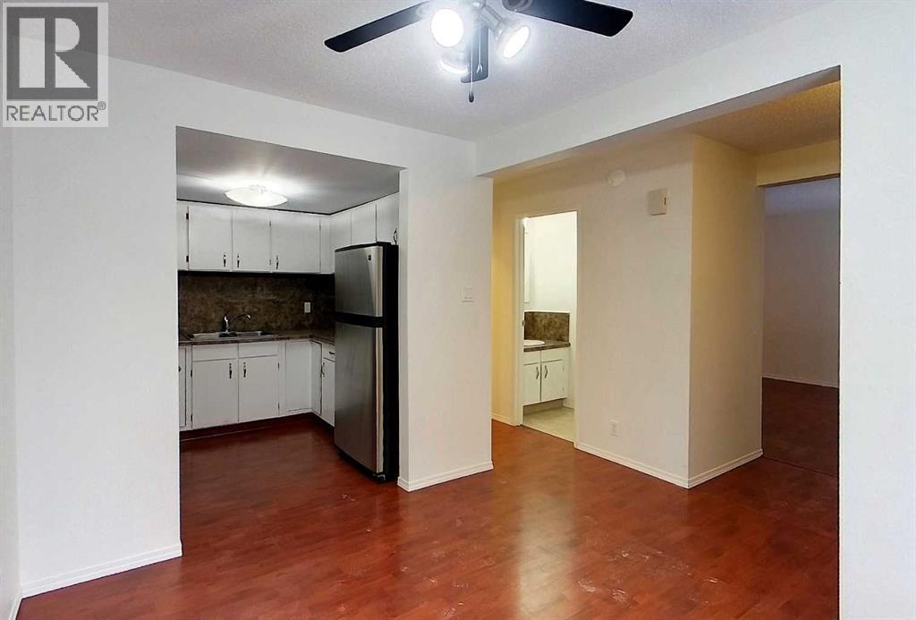 20, 5215 6 Avenue - photo 4