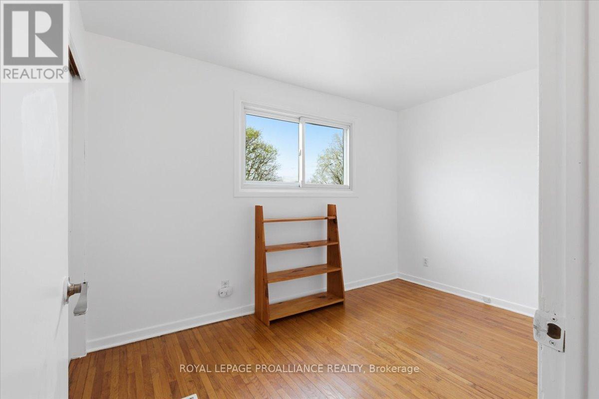 131 PROSPECT HILL - 16