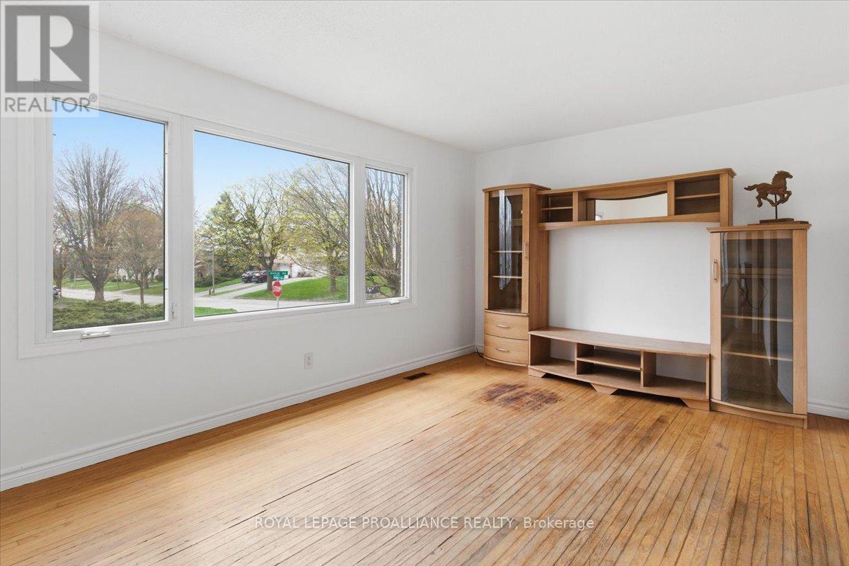 131 PROSPECT HILL - 8