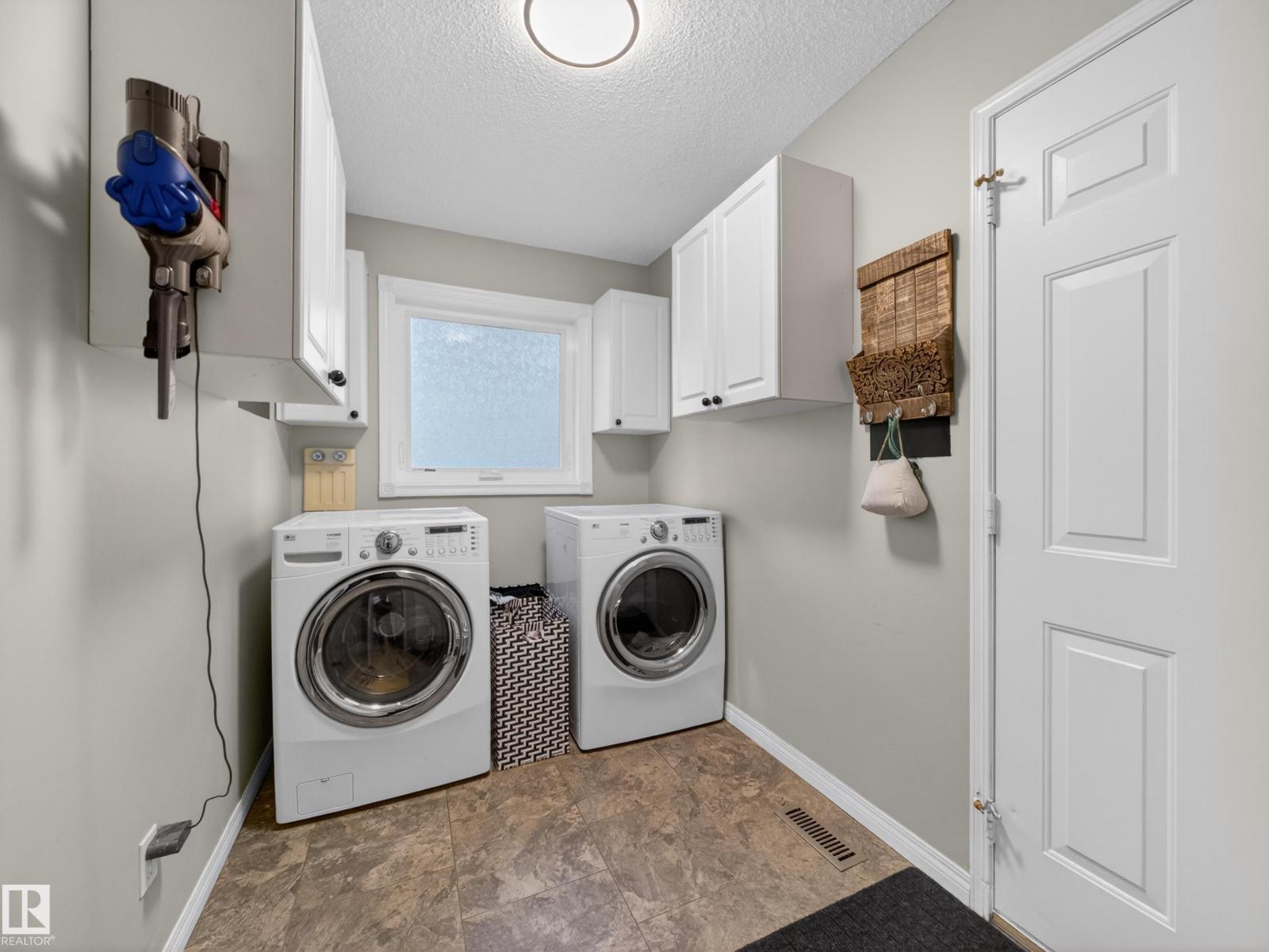 163 HIGHLAND WY, Sherwood Park