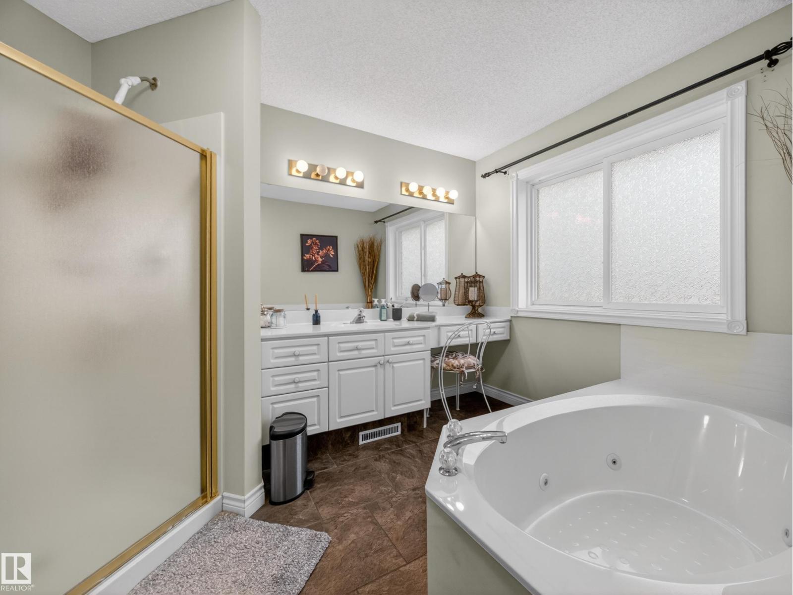 163 HIGHLAND WY, Sherwood Park