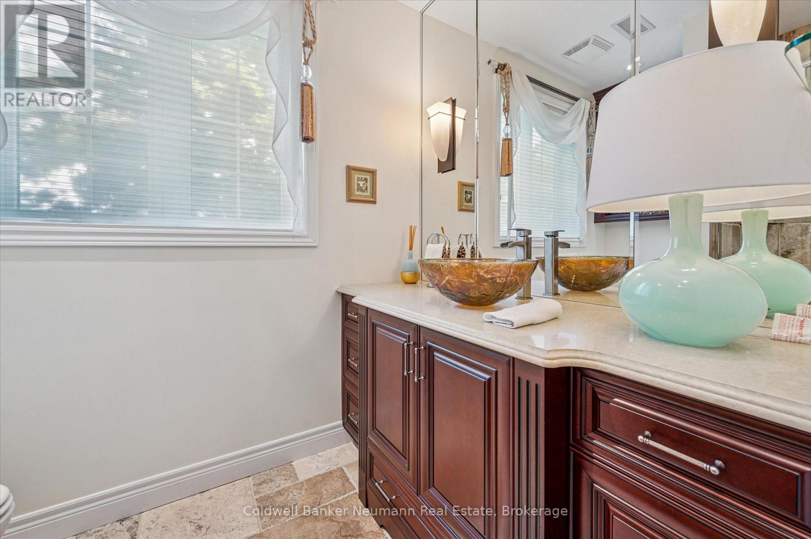 #20 255 SUMMERFIELD DRIVE - Image 10