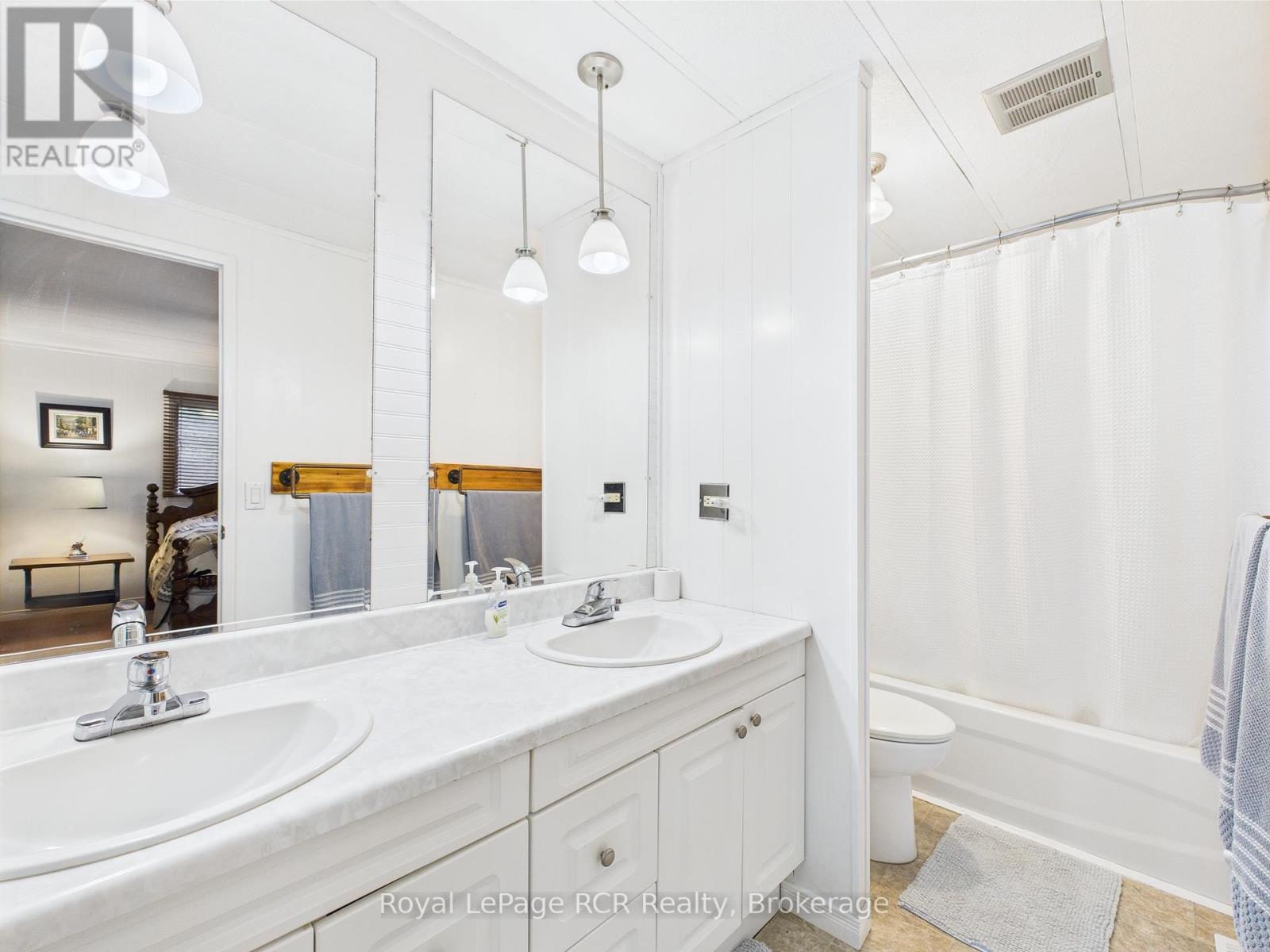 112 HURON ROAD - Image 14