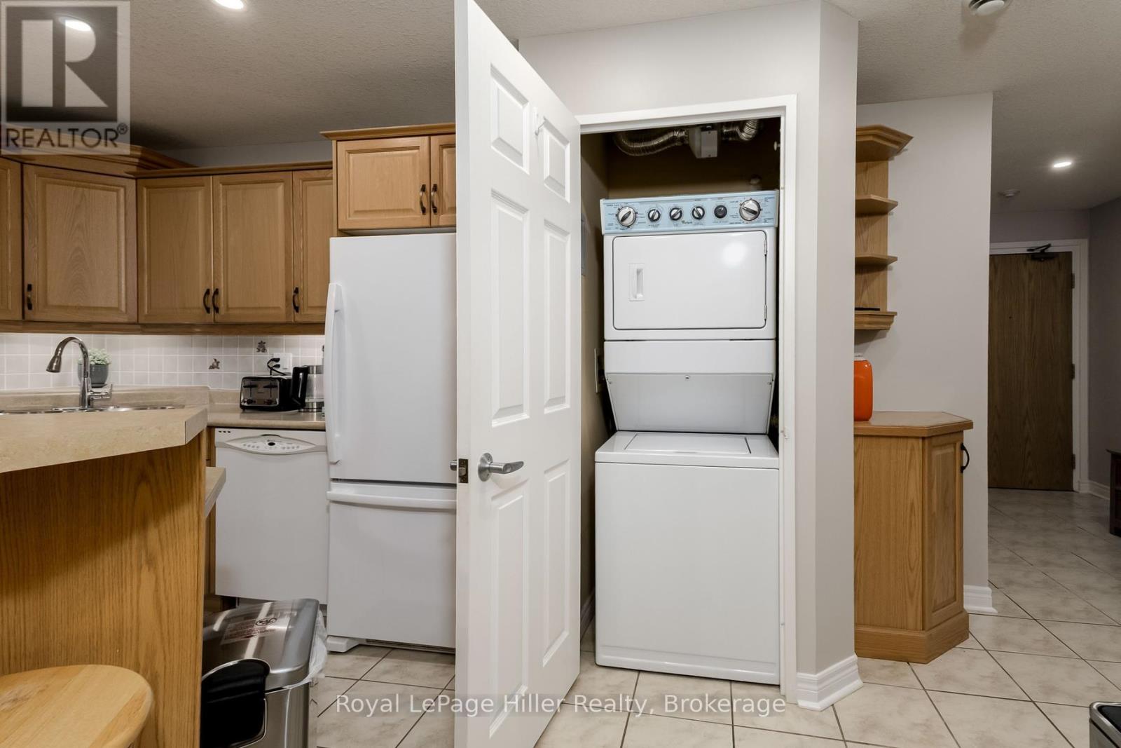 #102 160 ROMEO STREET S - 28