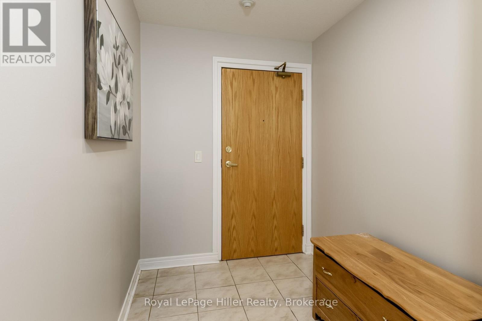 #102 160 ROMEO STREET S - 4