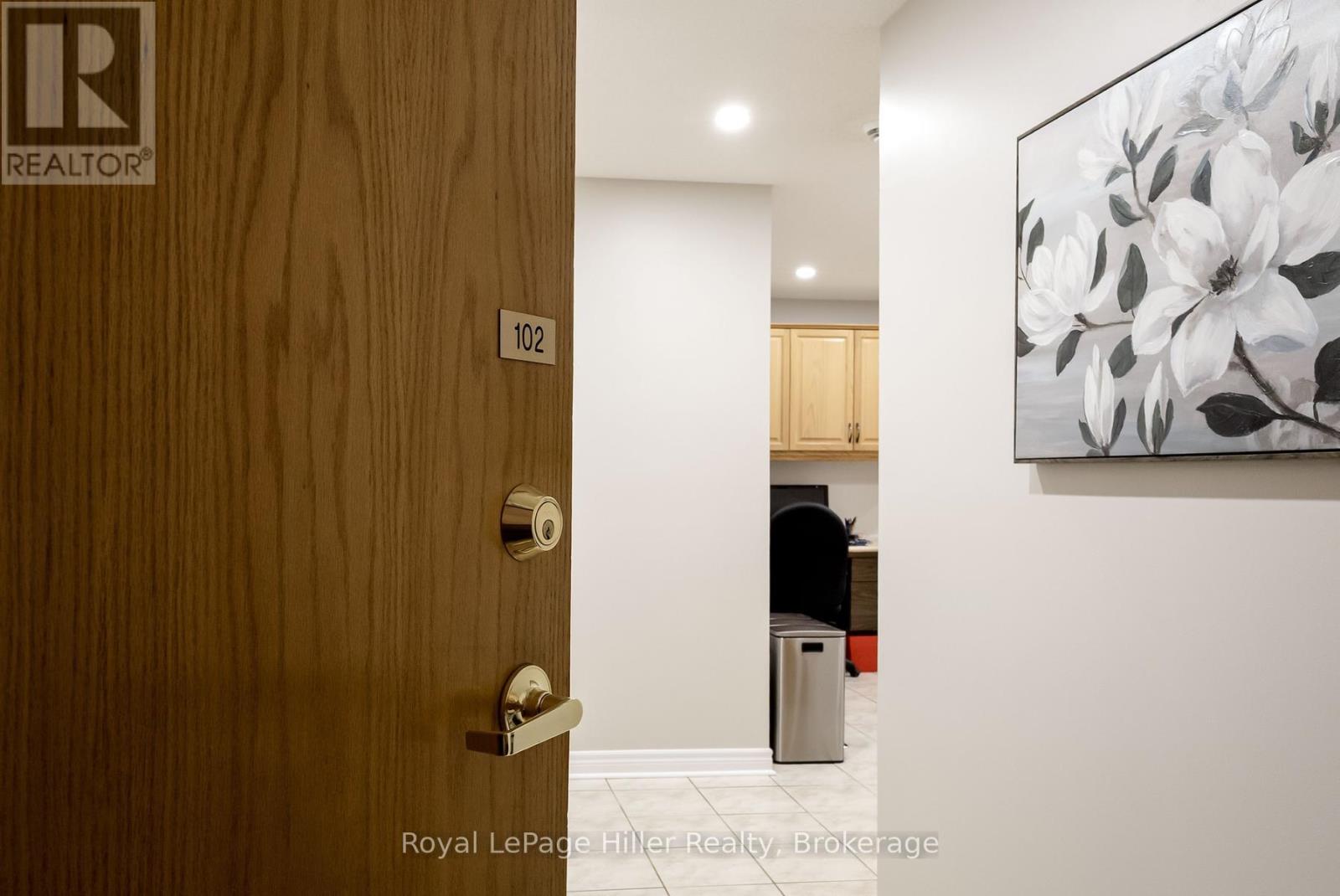 #102 160 ROMEO STREET S - 5