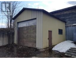 1390 Goulais Ave, Sault Ste  Marie, ON P6A5K8 Photo 9