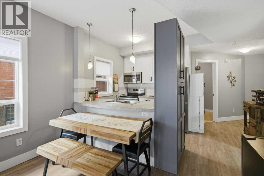 #102 1235 13 Avenue SW - 22