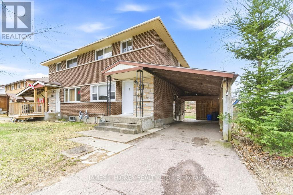 51 FRONTENAC CRESCENT - 1