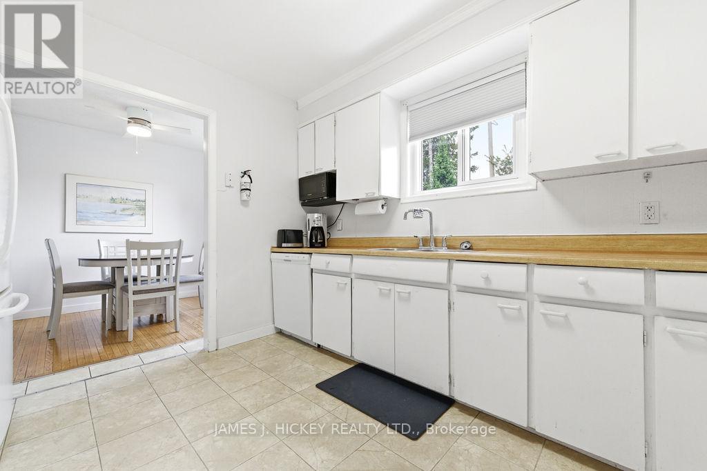 51 FRONTENAC CRESCENT - 10