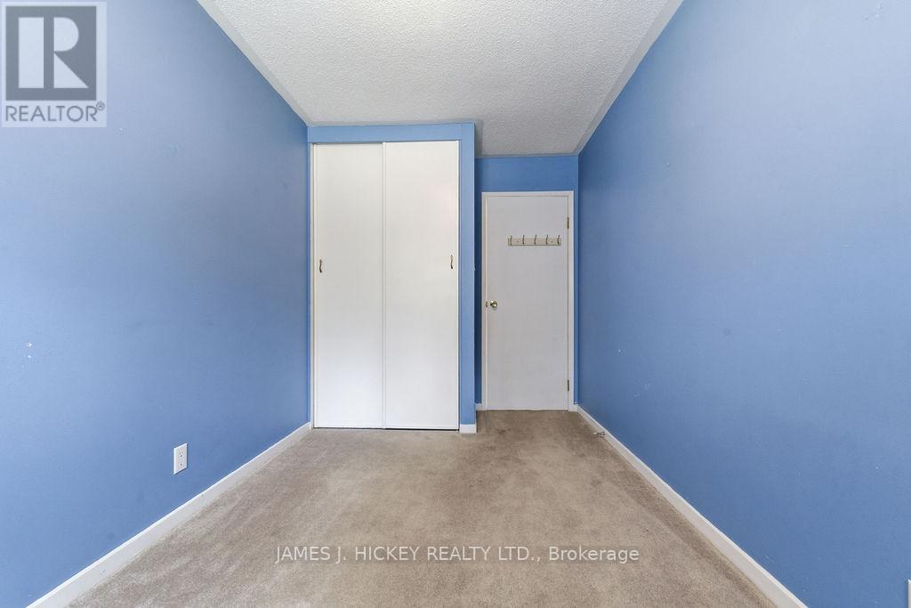 96 GLENDALE AVENUE - 17