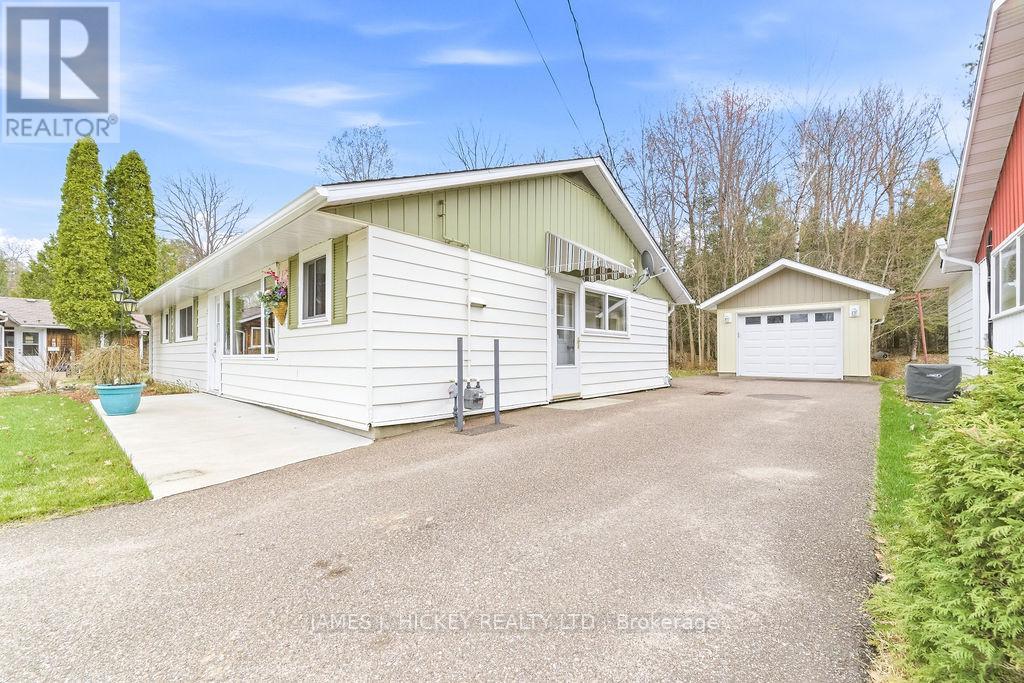 96 GLENDALE AVENUE - 2