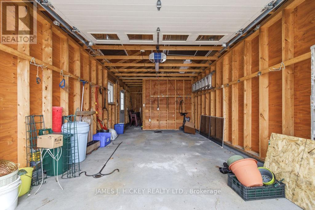 96 GLENDALE AVENUE - 34