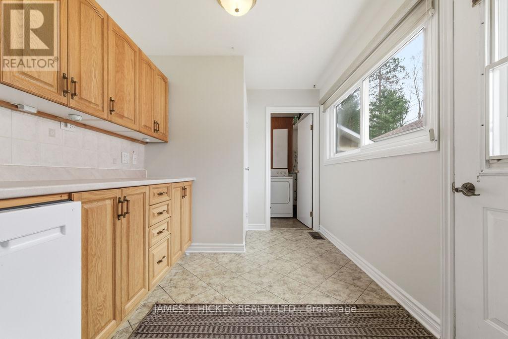 96 GLENDALE AVENUE - 4