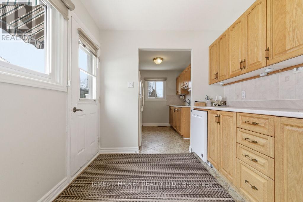 96 GLENDALE AVENUE - 5