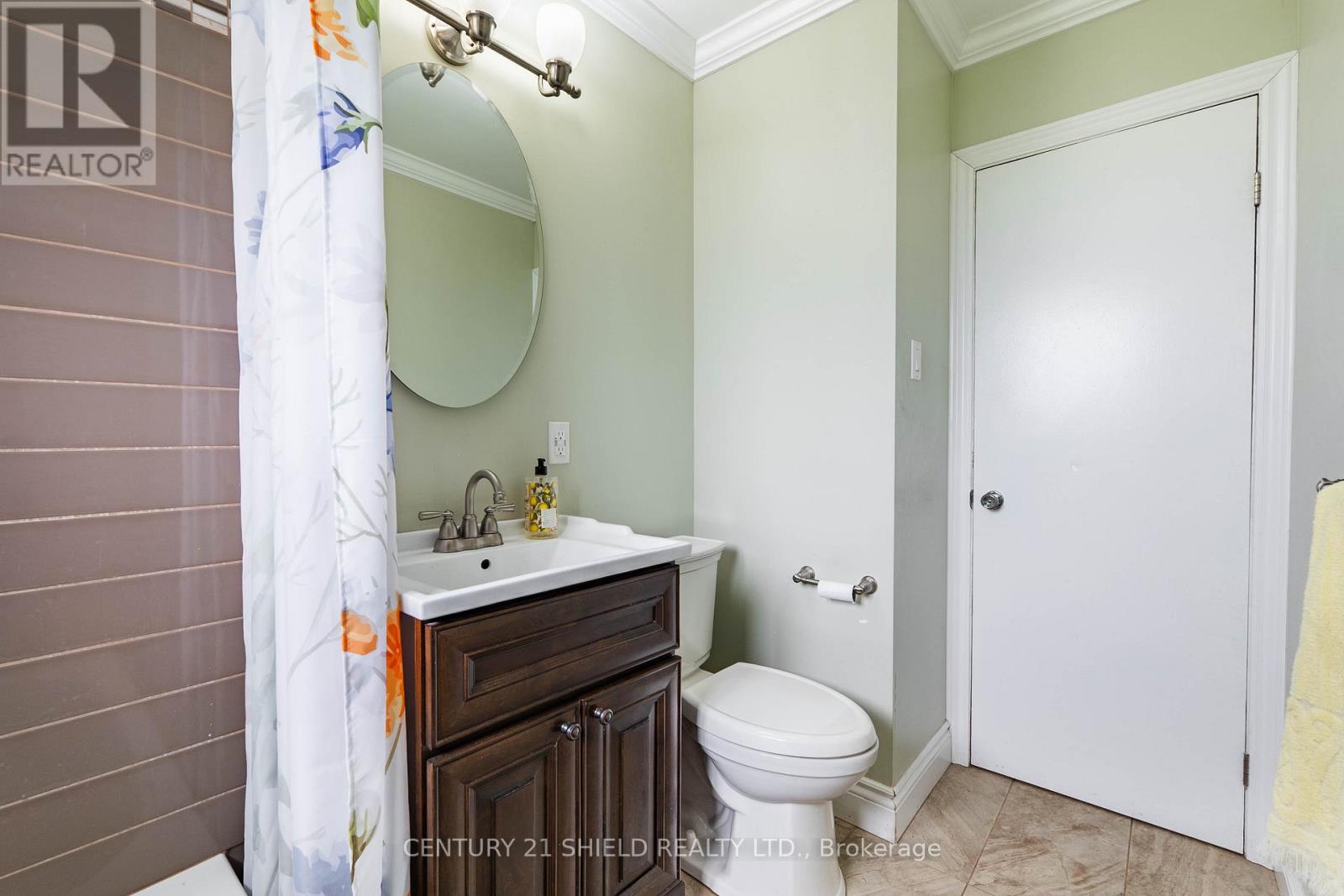 106 ROBERT STREET — photo 16