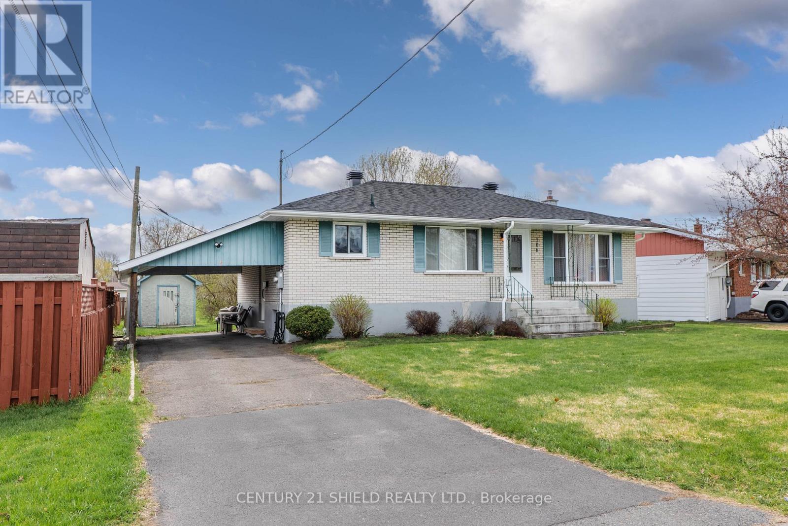 106 ROBERT STREET - photo 2