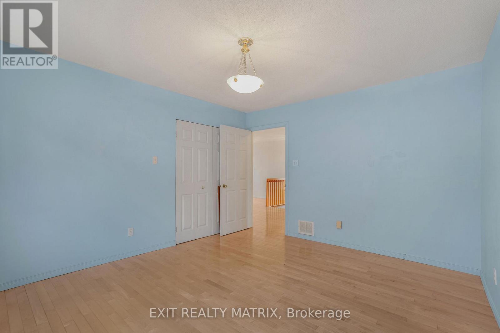836 PILON STREET - 20