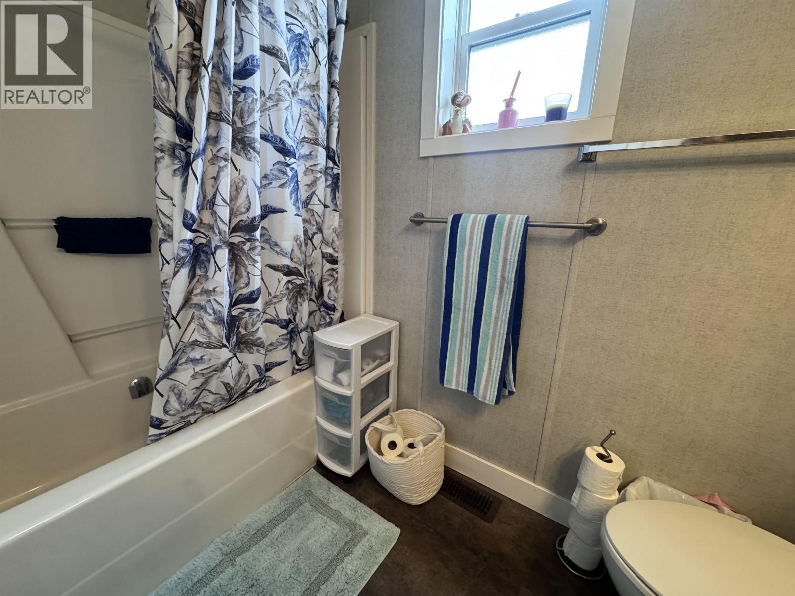 #12 3614 KALUM STREET - 15