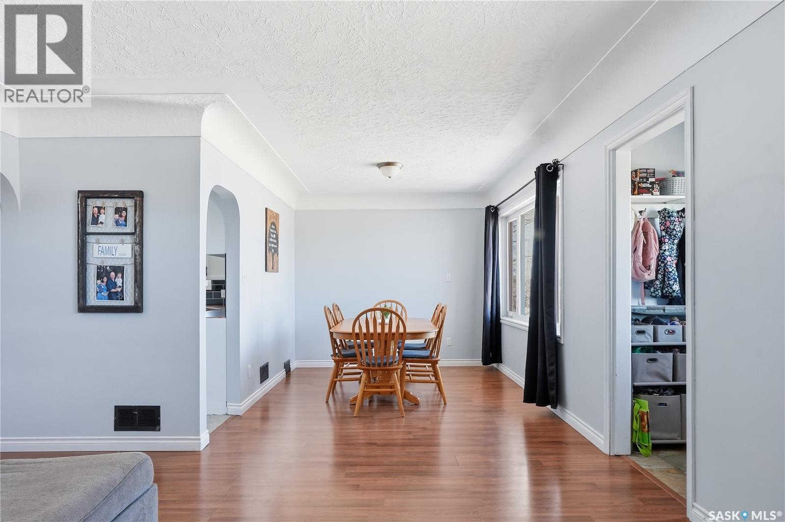 910 P AVENUE — photo 15
