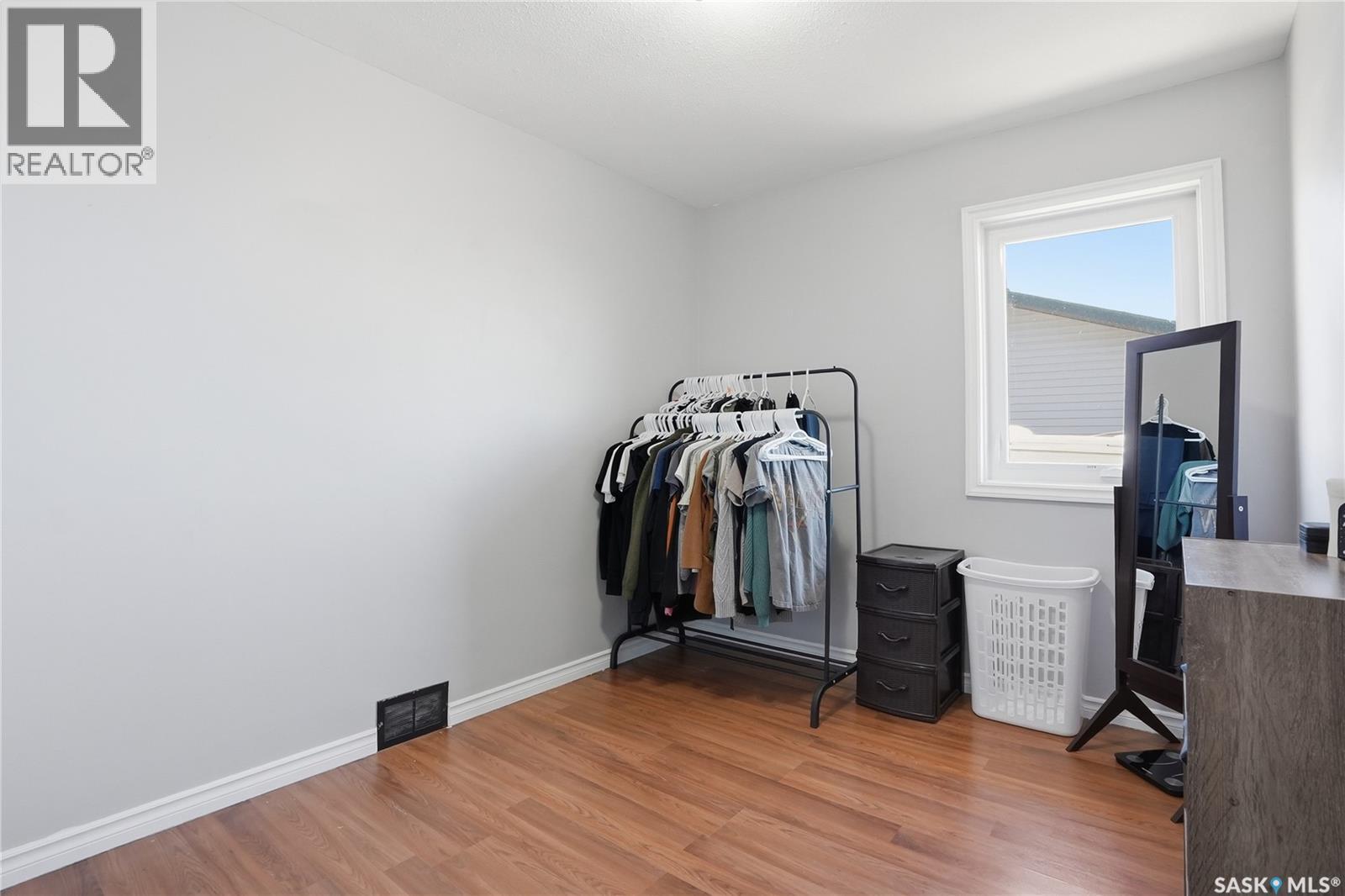 910 P AVENUE — photo 27