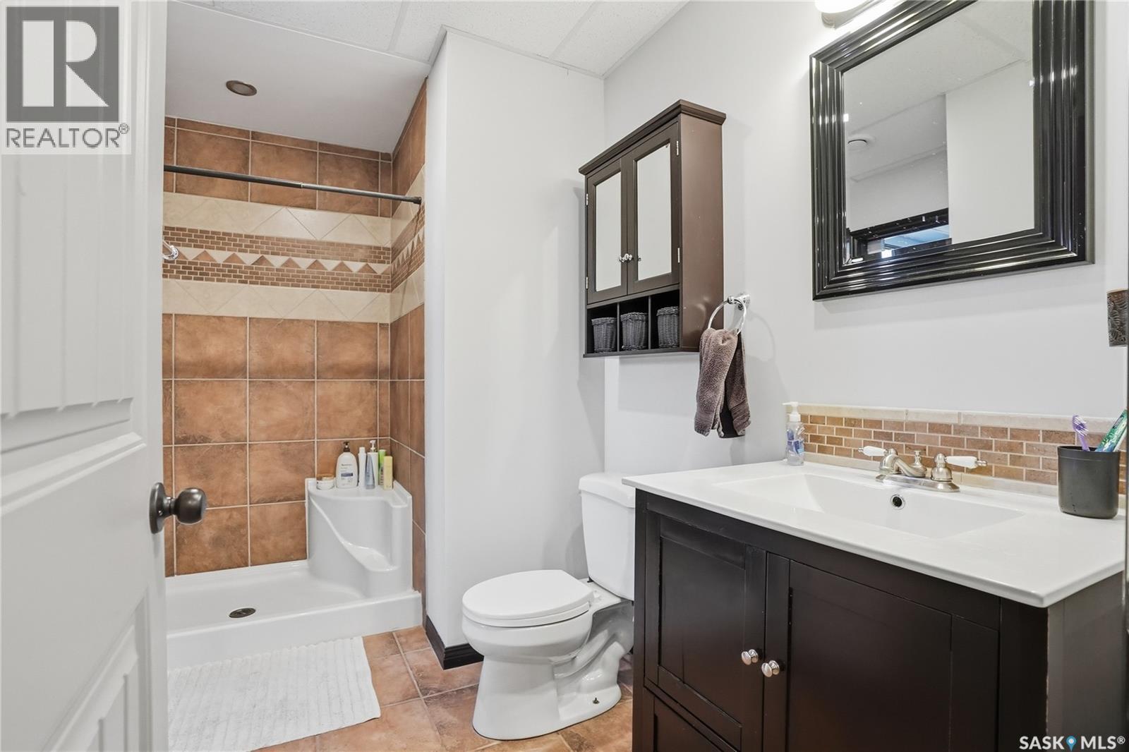 910 P AVENUE — photo 34