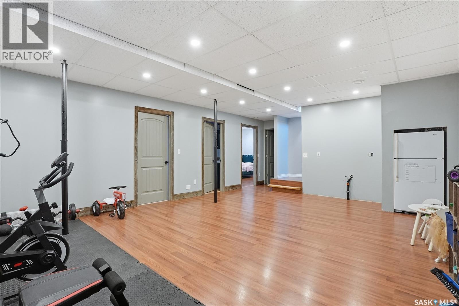 910 P AVENUE — photo 37
