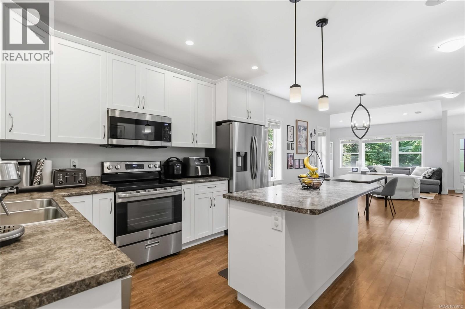 2545 Eaglecrest Dr - 19