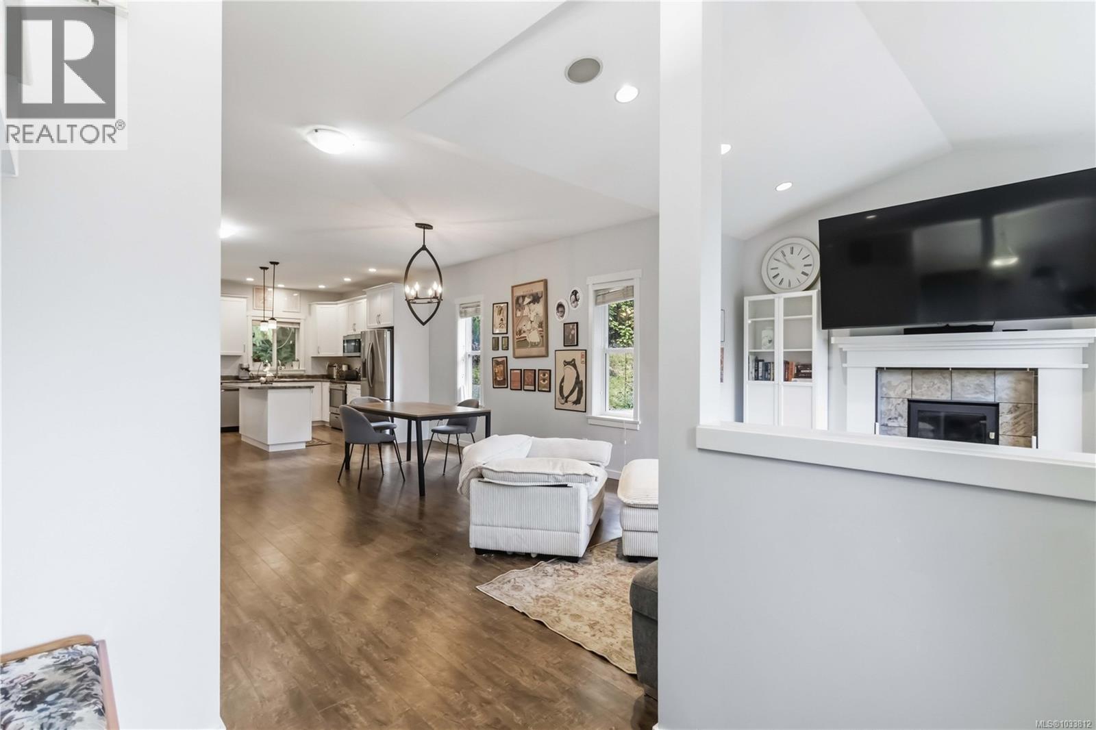 2545 Eaglecrest Dr - 8