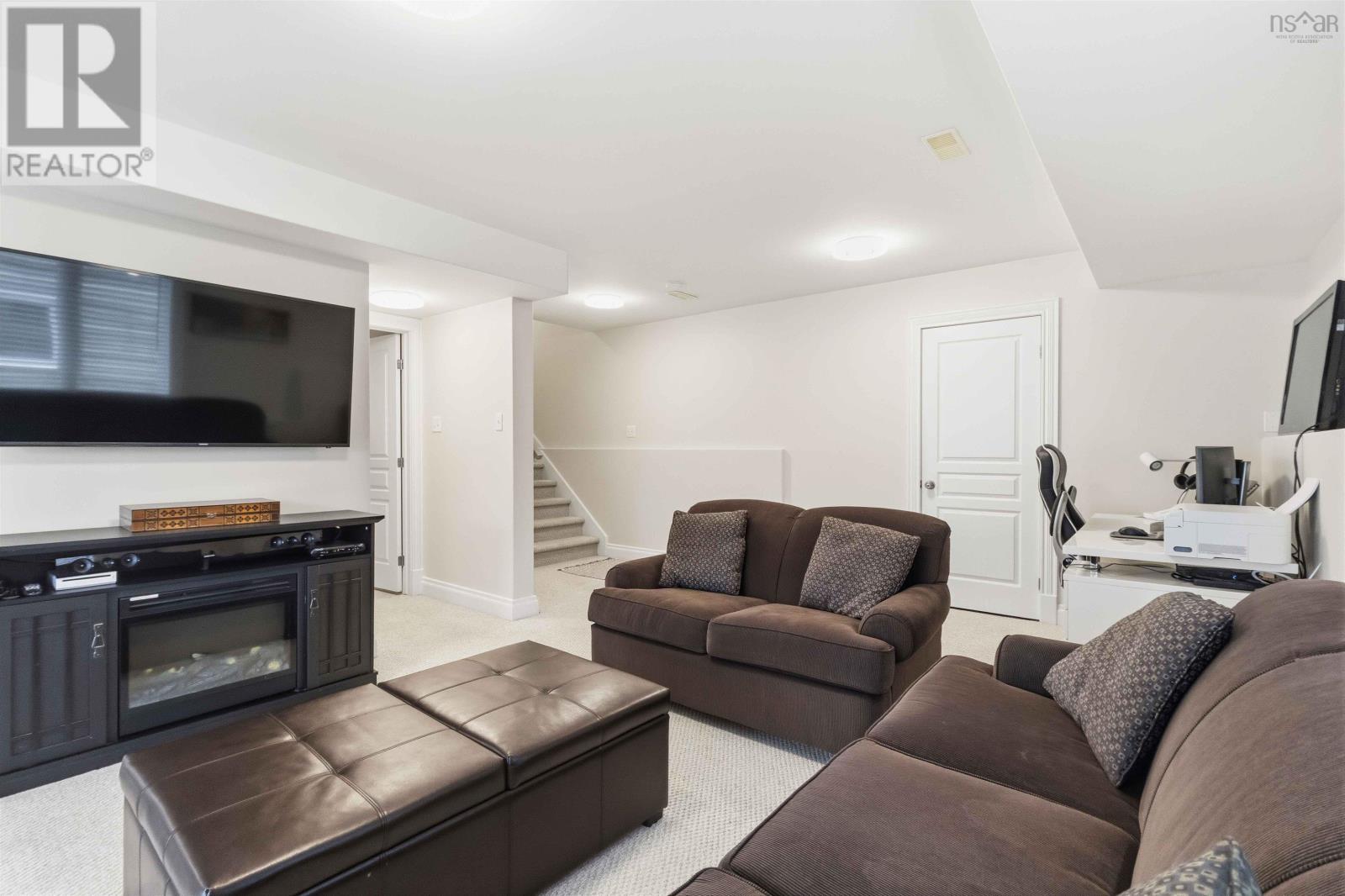Property 35 of 48 of 19 Haystead Ridge