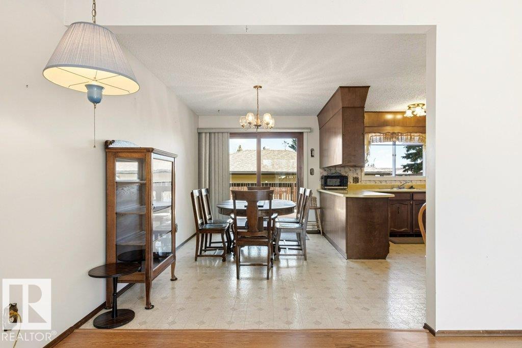 35 OATWAY DR, Stony Plain