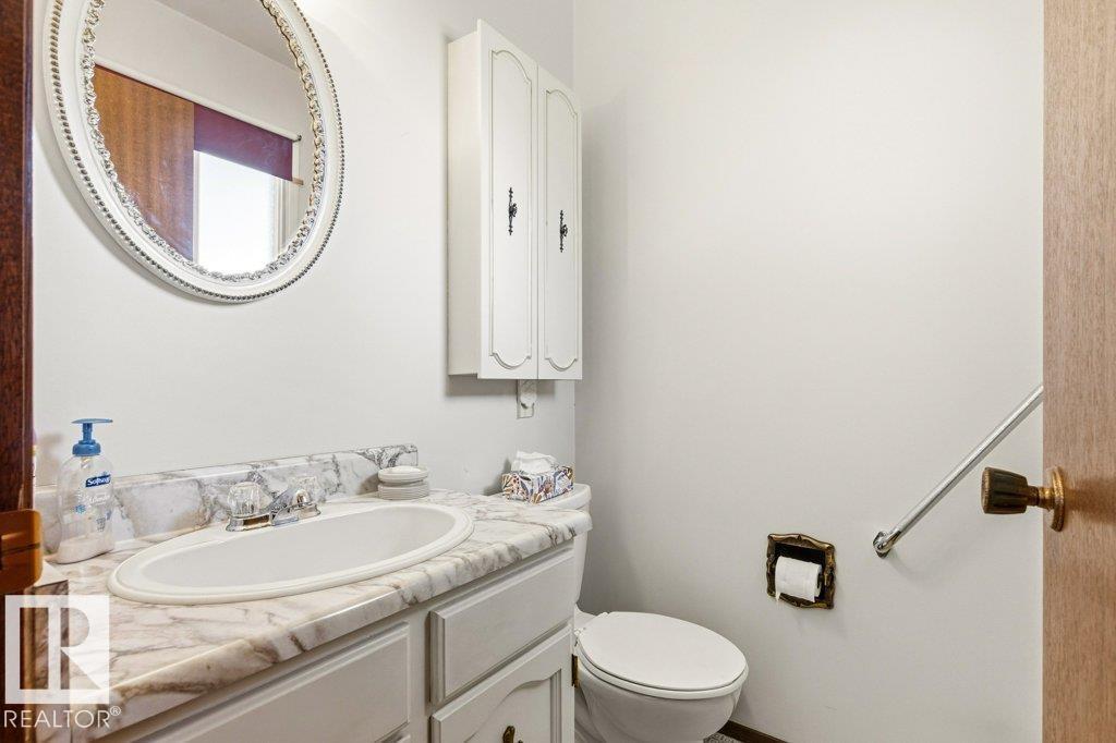 35 OATWAY DR, Stony Plain