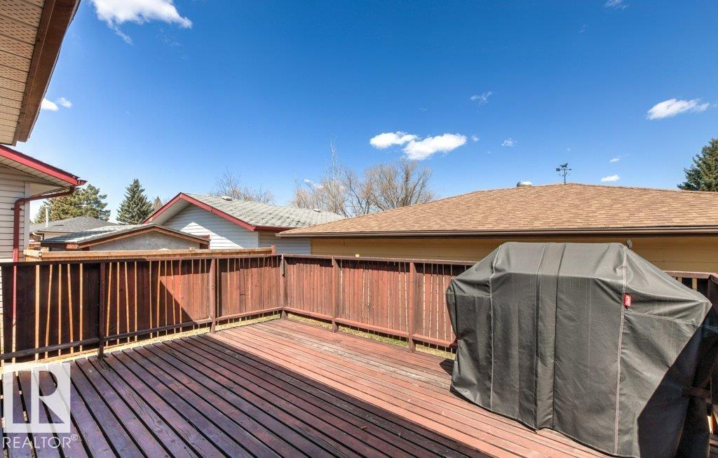 35 OATWAY DR, Stony Plain