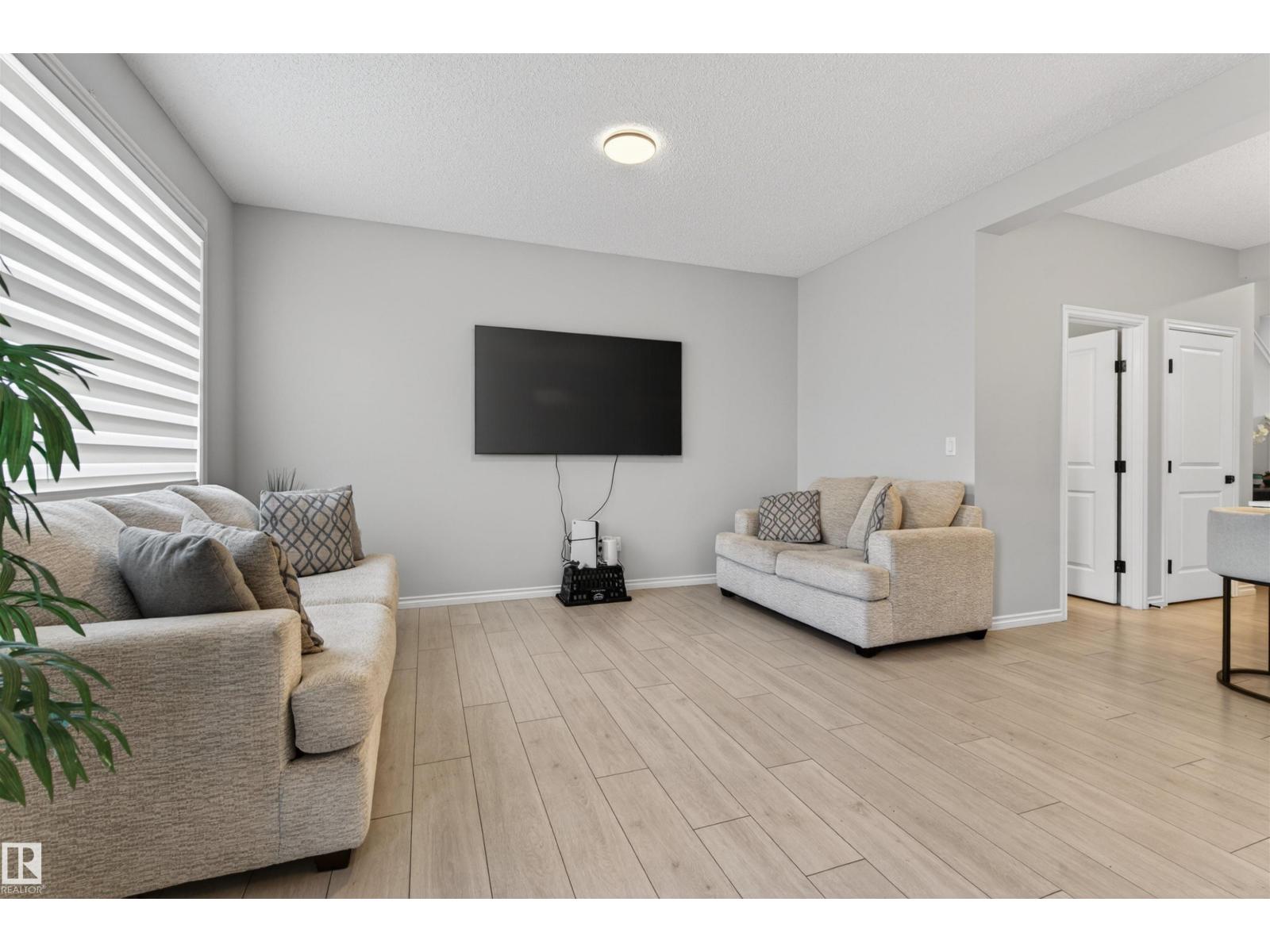 5348 LARK LD NW - 9