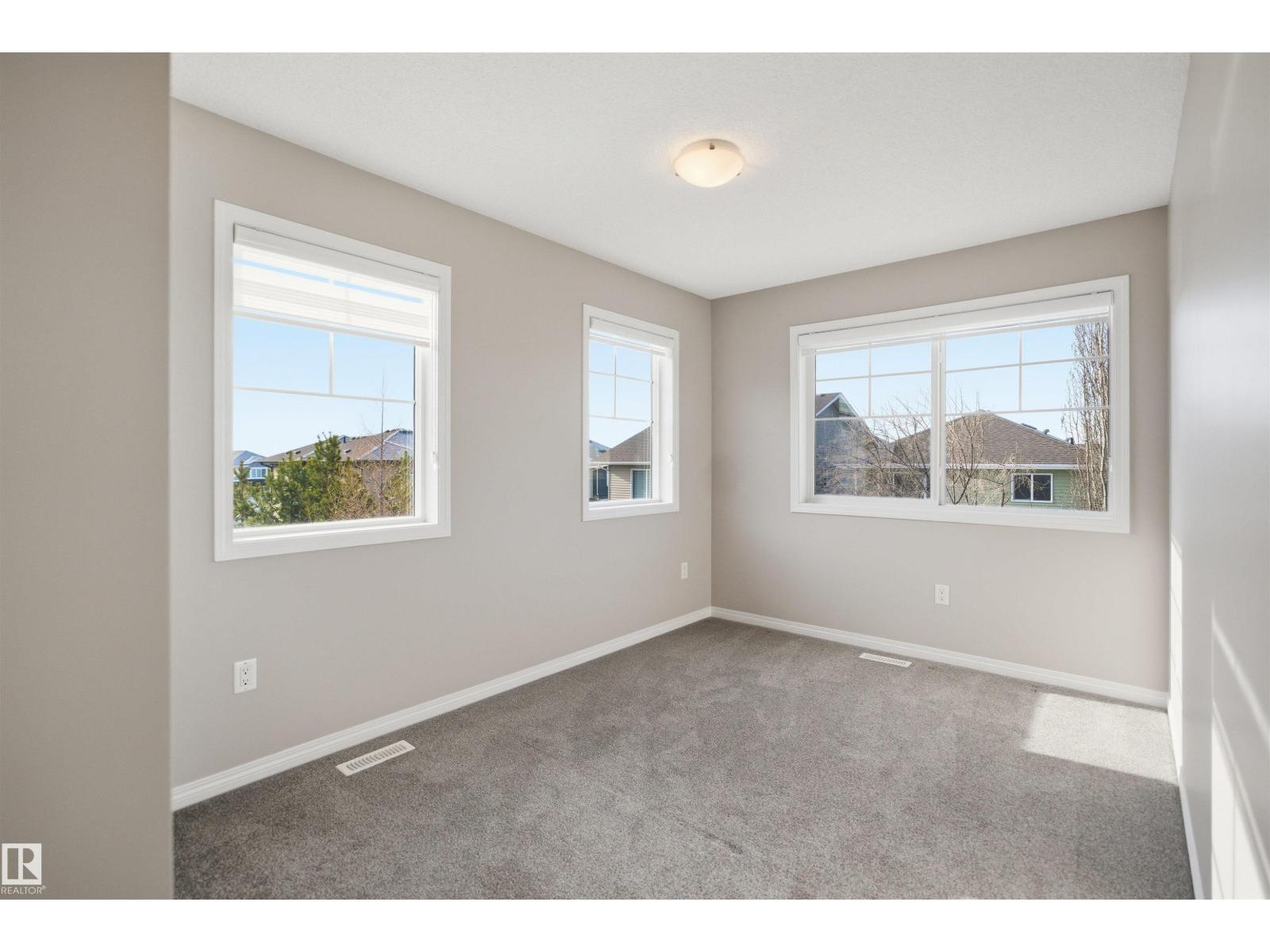 #33 7385 Edgemont WY NW NW, Edmonton