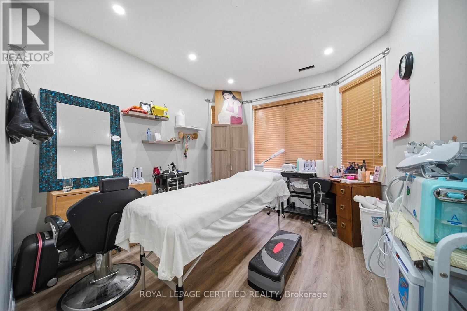 1181 ARNOLD STREET - 29