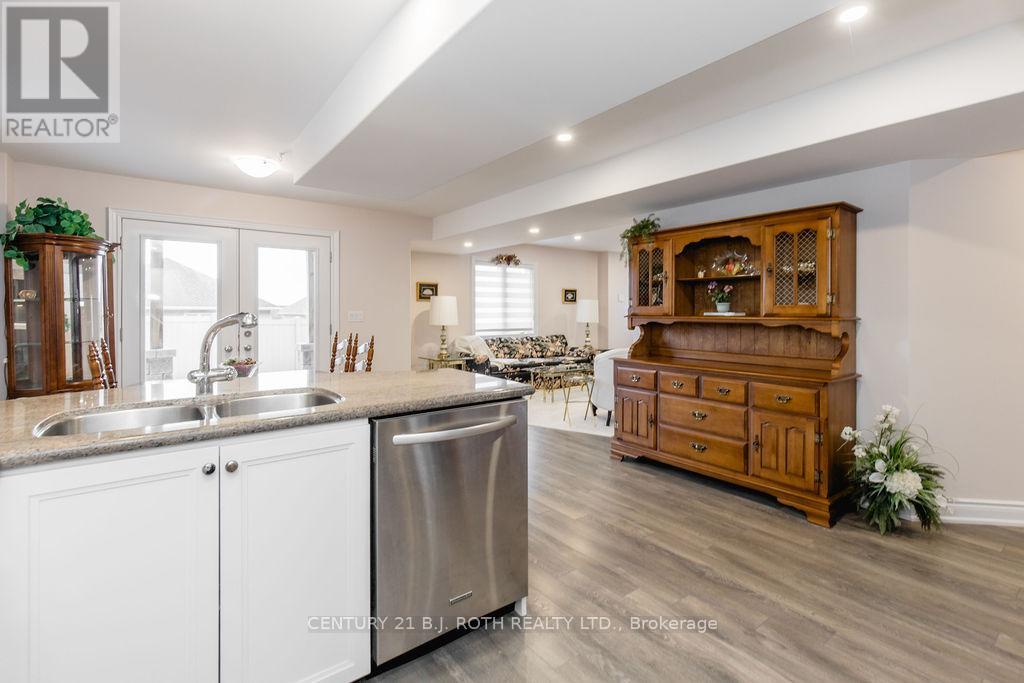 3105 MONARCH DRIVE - 34