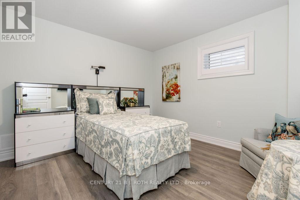 3105 MONARCH DRIVE - 35