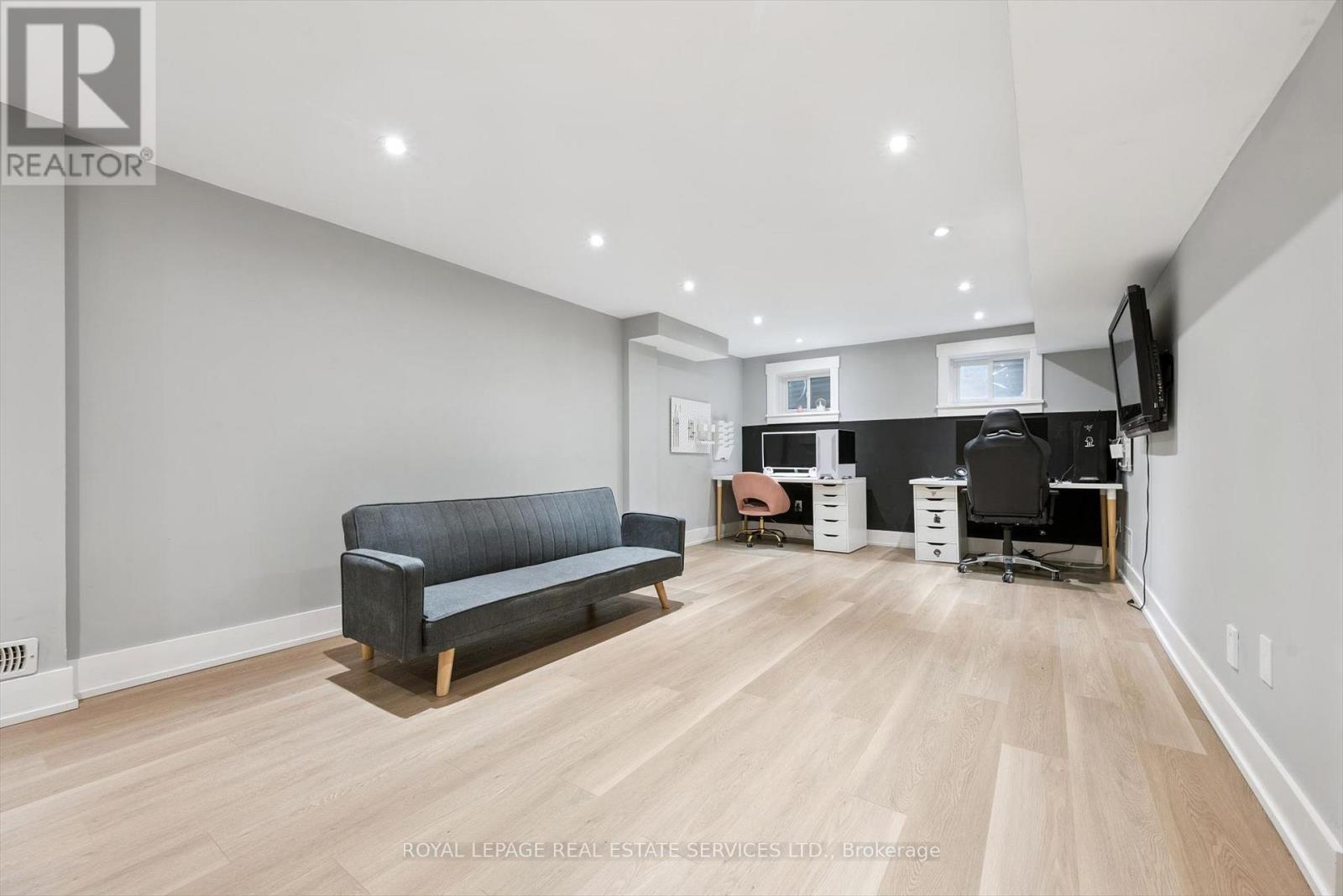 269 SUNRAY ROAD - 36