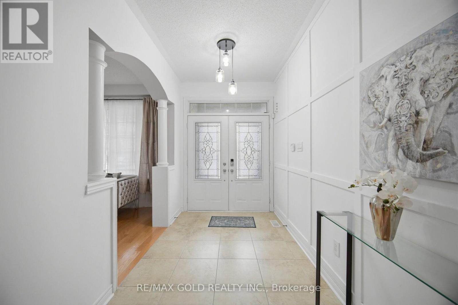 33 GARRYOAKS DRIVE - 2