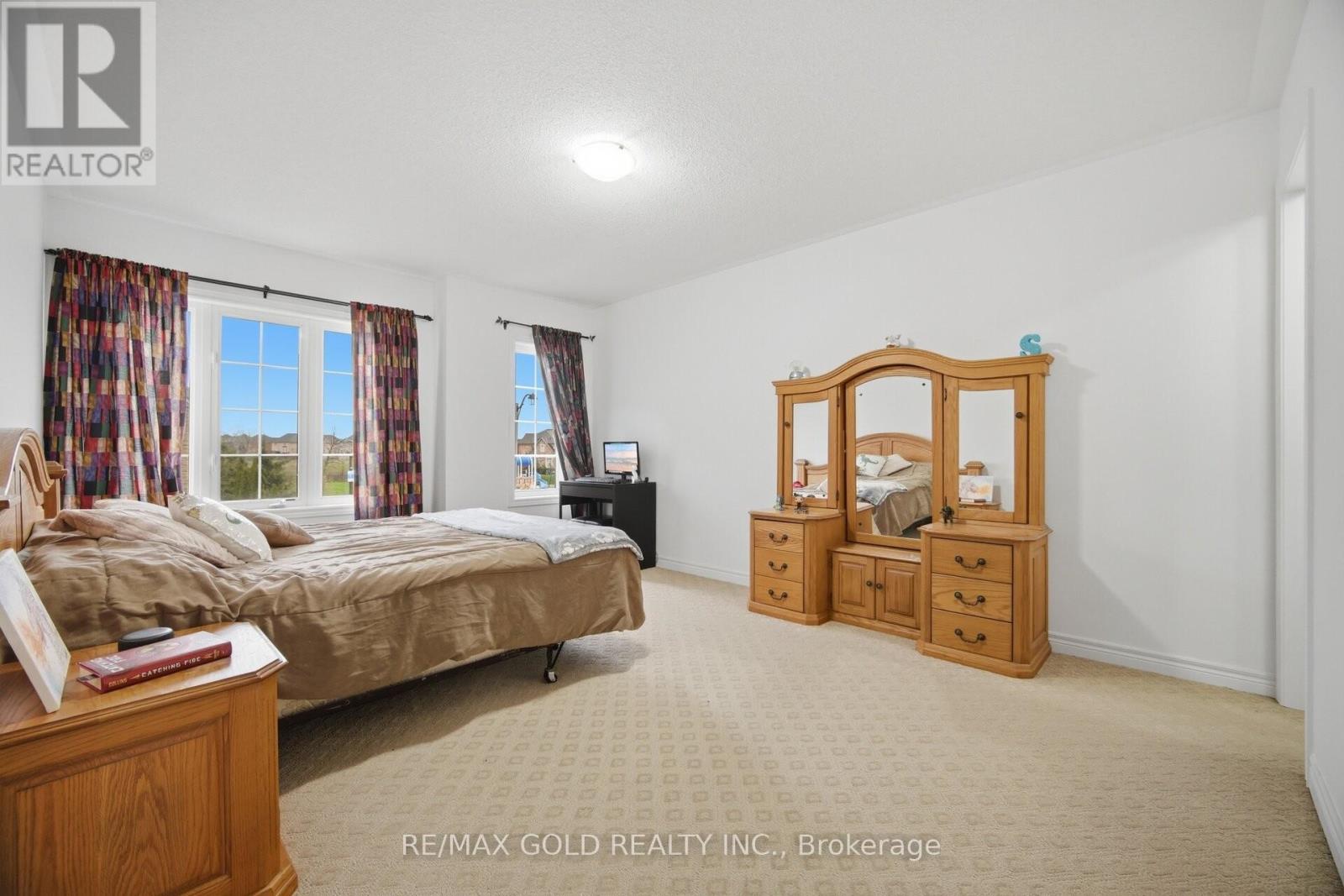 33 GARRYOAKS DRIVE - 21