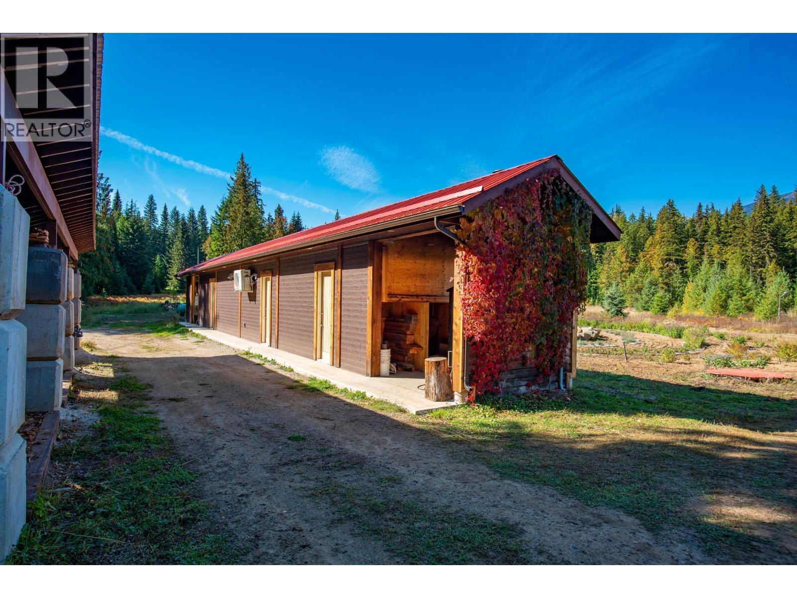 8751 6 Highway - 68