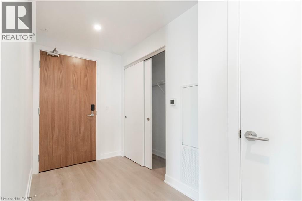 25 WELLINGTON Street S Unit# 3412, Kitchener, Ontario, N2G0G5 — Photo 6