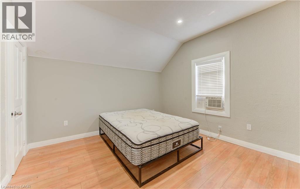 138 COURTLAND Avenue E, Kitchener, Ontario, N2G2V1 — Photo 19