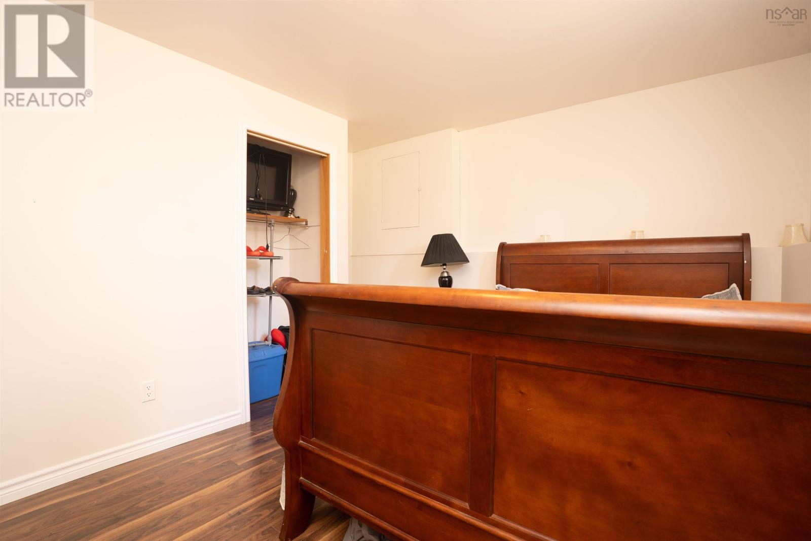 Property 28 of 48 of 23 Raven Road