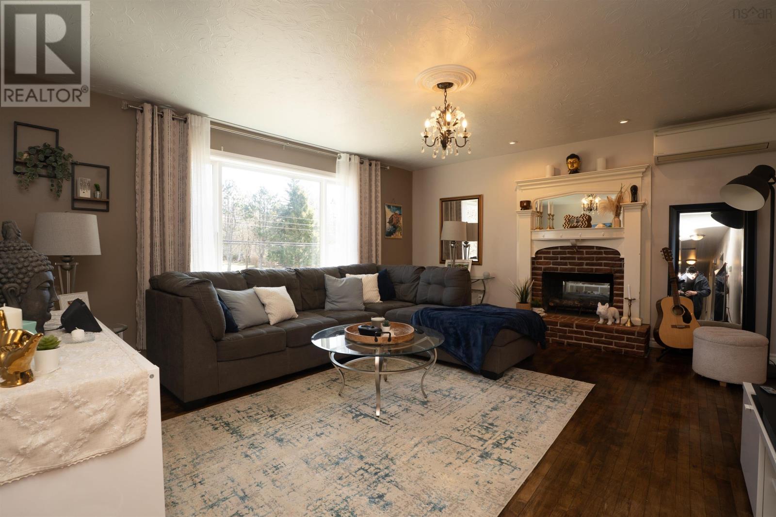 Property 8 of 48 of 23 Raven Road