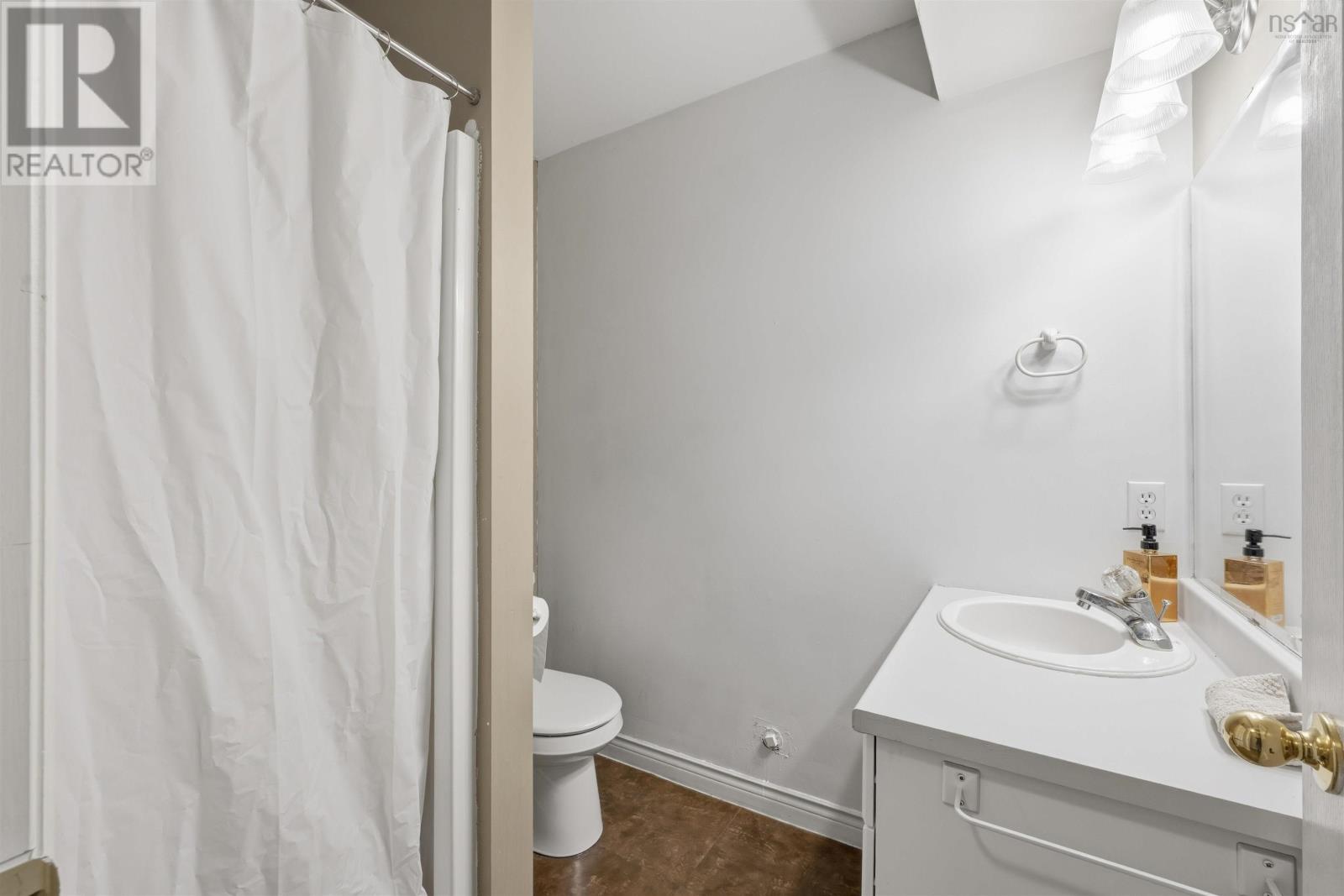 Property 32 of 49 of 23 Wilton Crescent